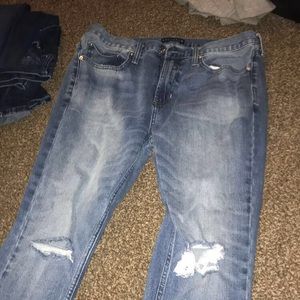 men’s ripped jeans